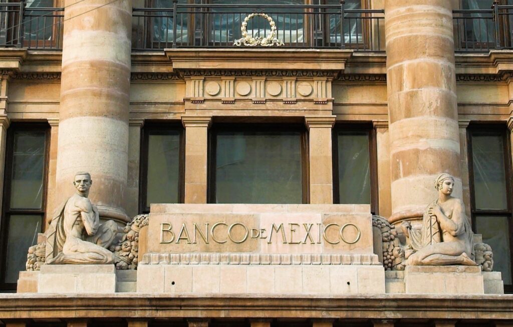 Bank for expats in Mexico.